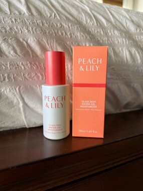 Peach & Lily Glass Skin Water-Gel Moisturizer — Coral Pink